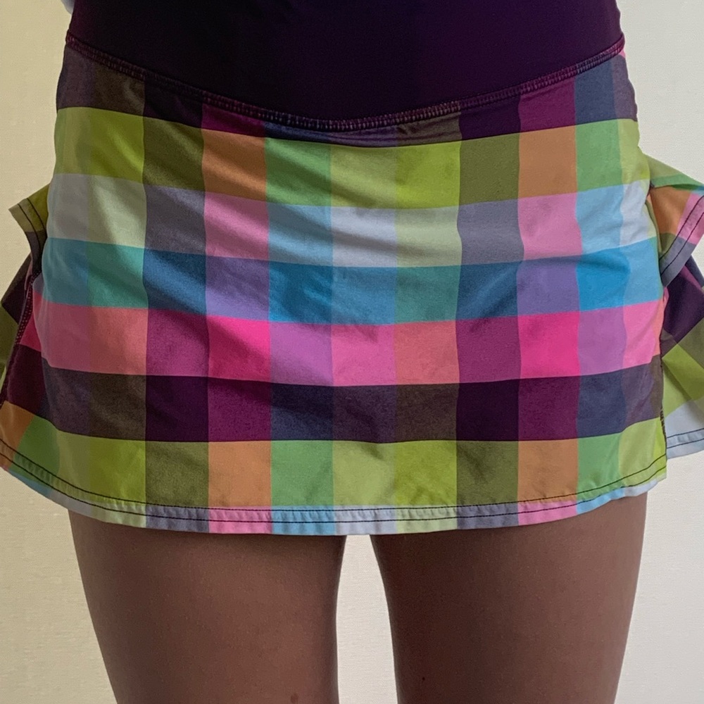 Lululemon size 2 multi-colored tennis skirt